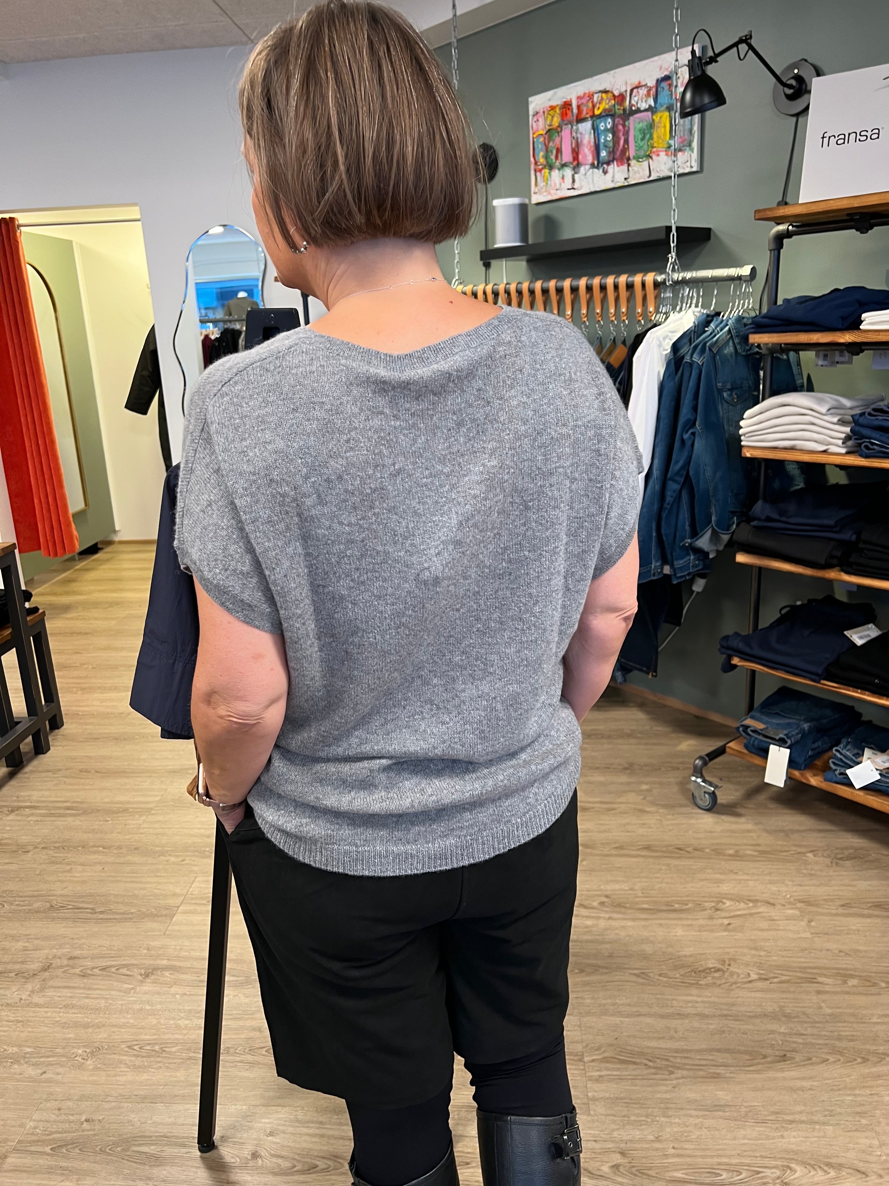 Pure Cashmere Pullover w. Short Sleeves