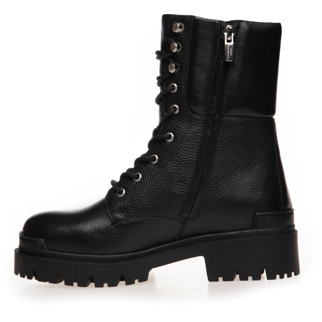 THE BECAUSE BOOT LEATHER