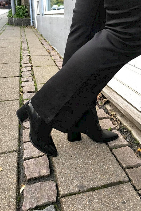 Isay Flare Pant