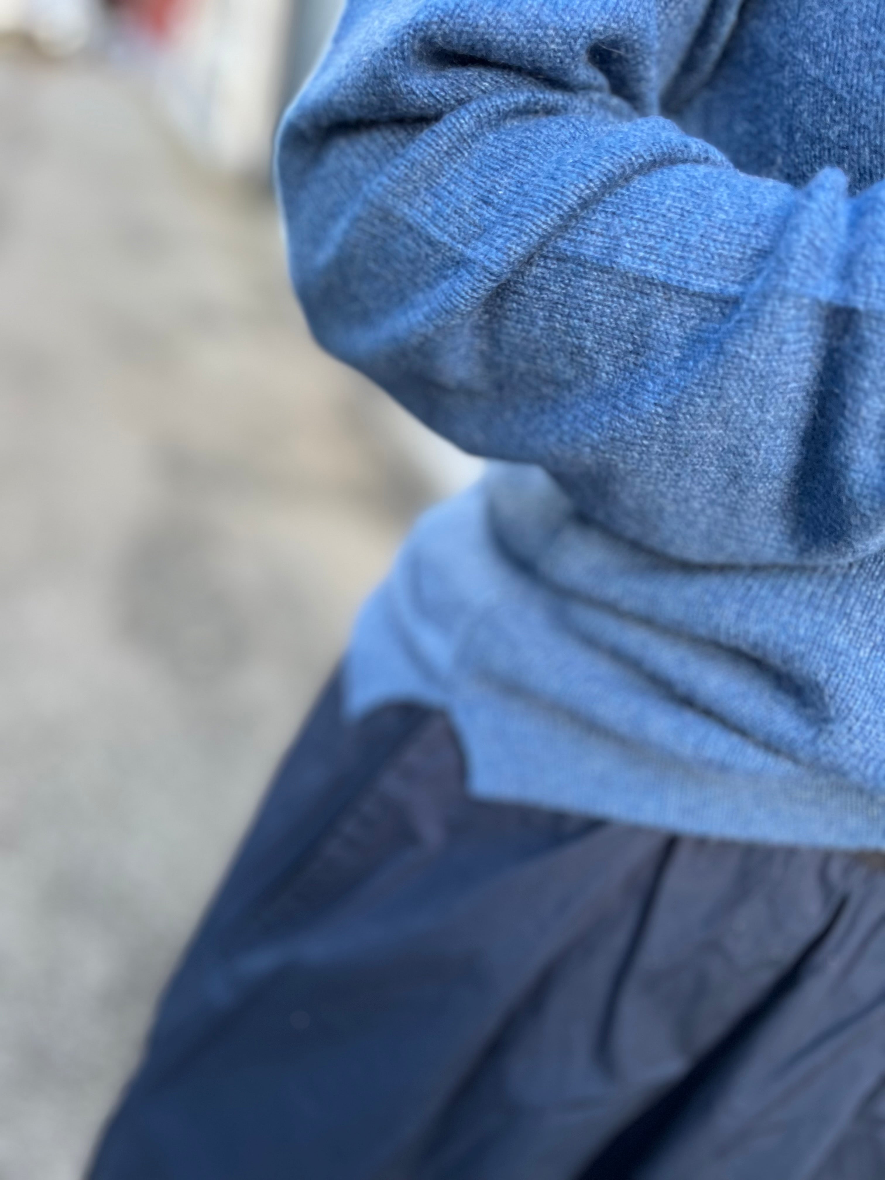 Pure Cashmere Pullover w. Boat Neck