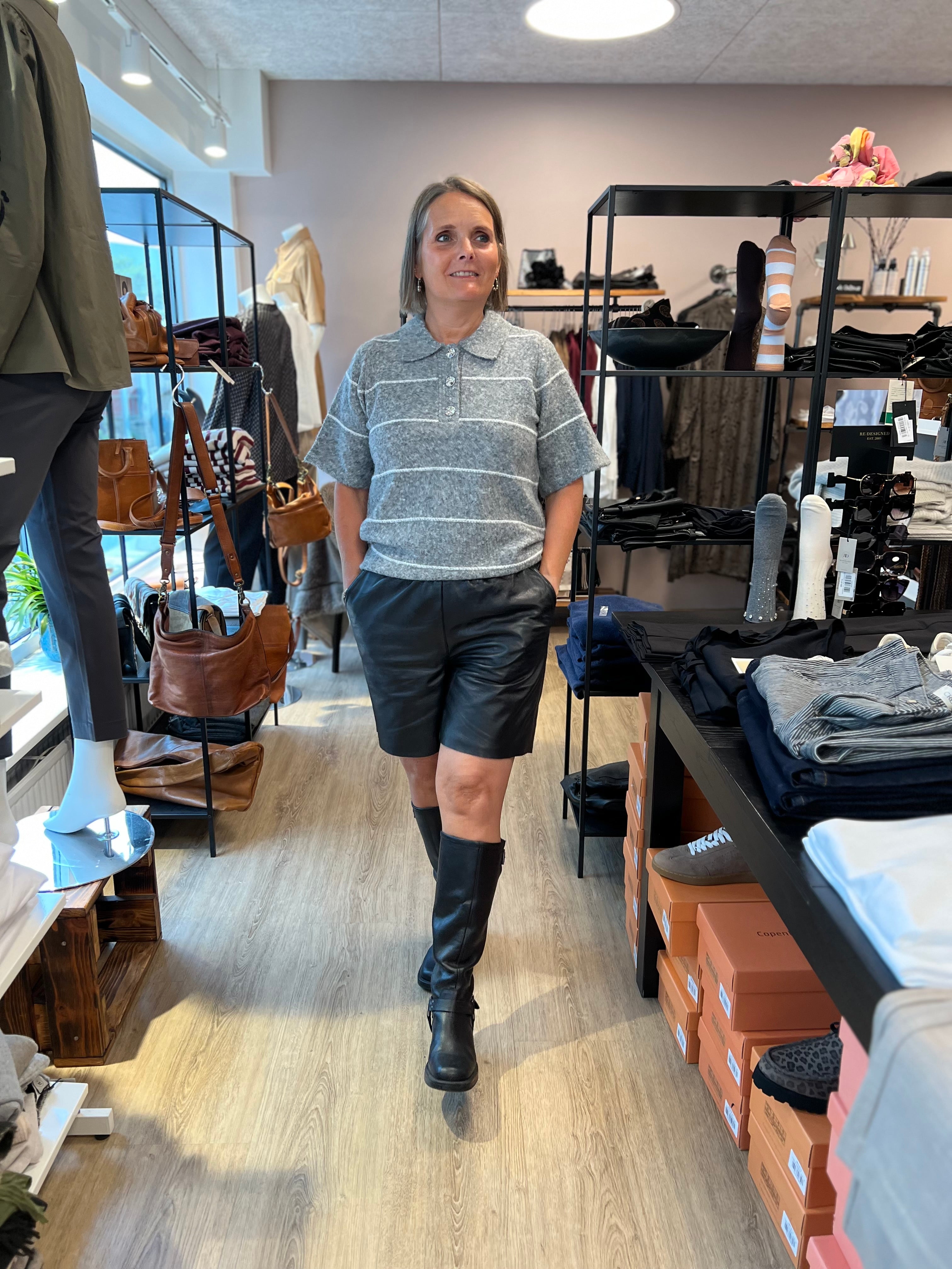 Leather Shorts lambaleður