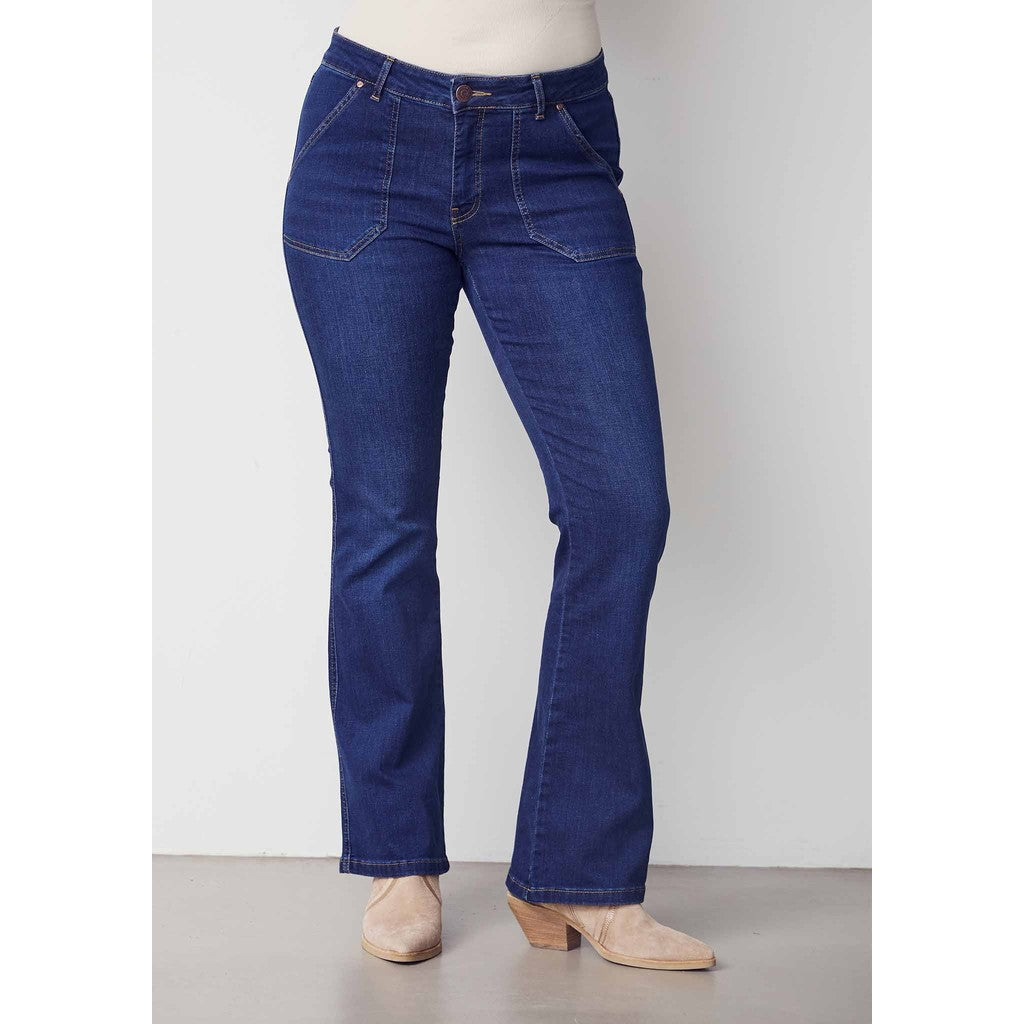 Como Long Flare Jeans