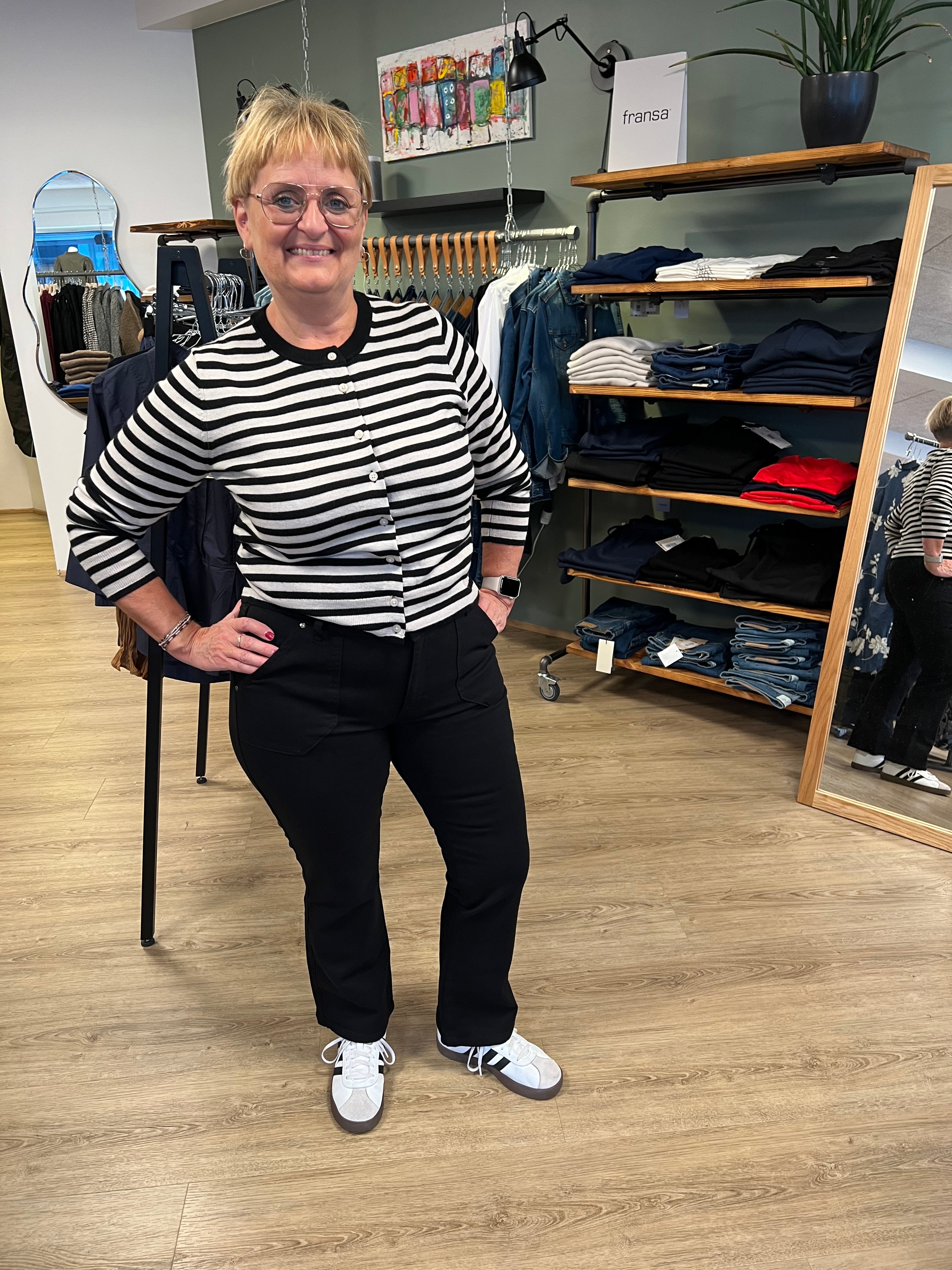 Como Twill Flare Pant svart