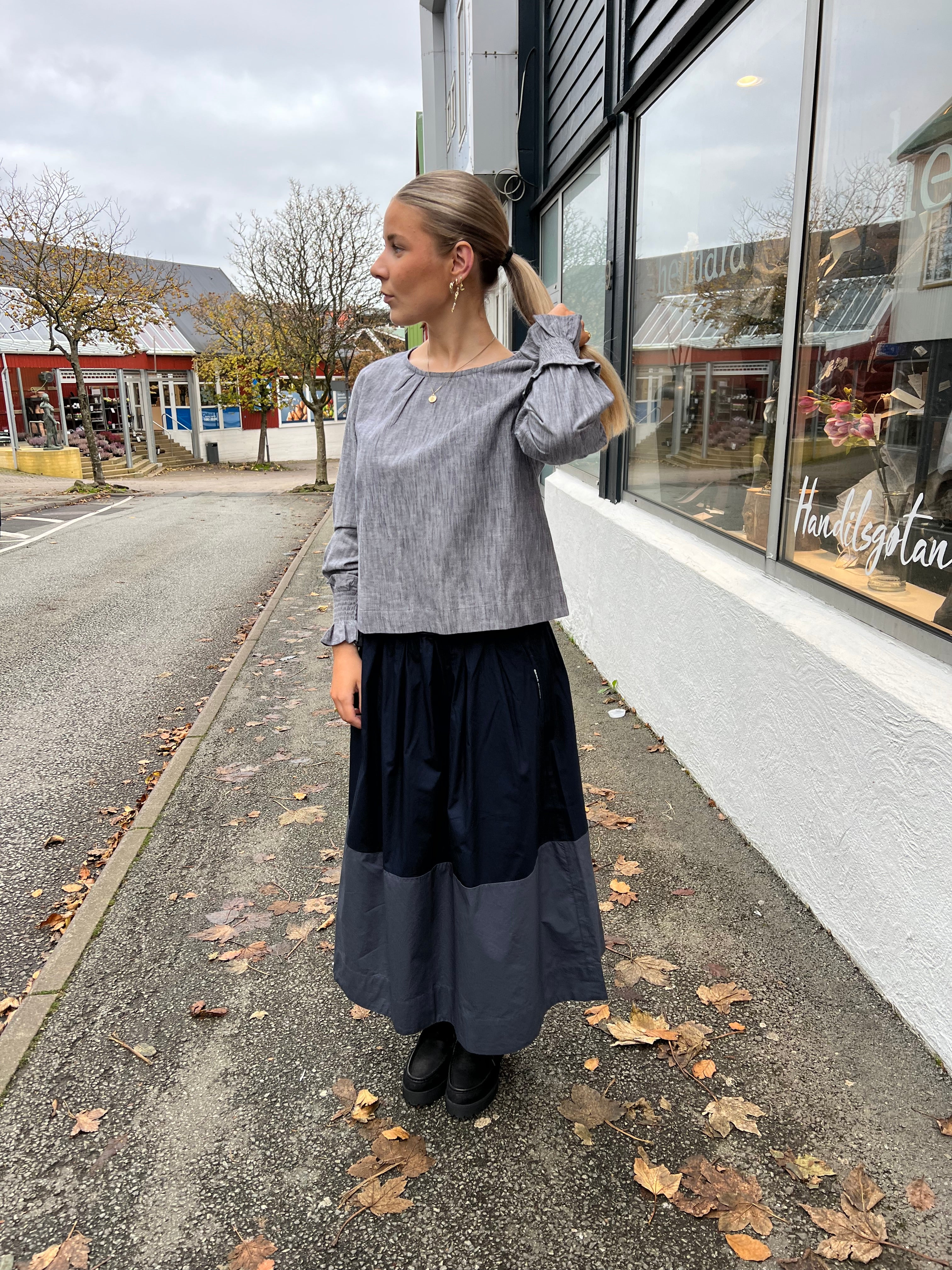ESCobana Skirt