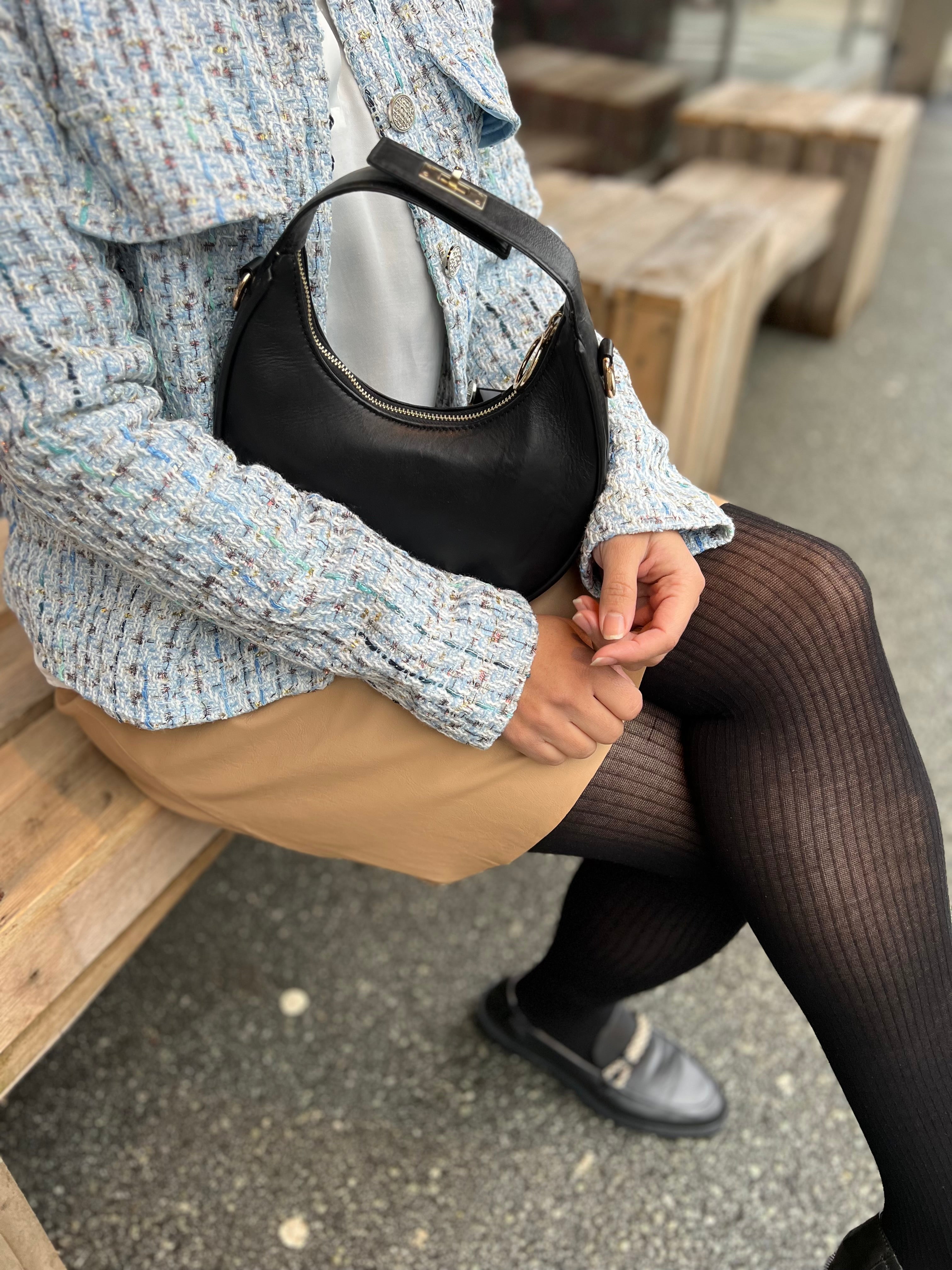 Skirt with zip pockets