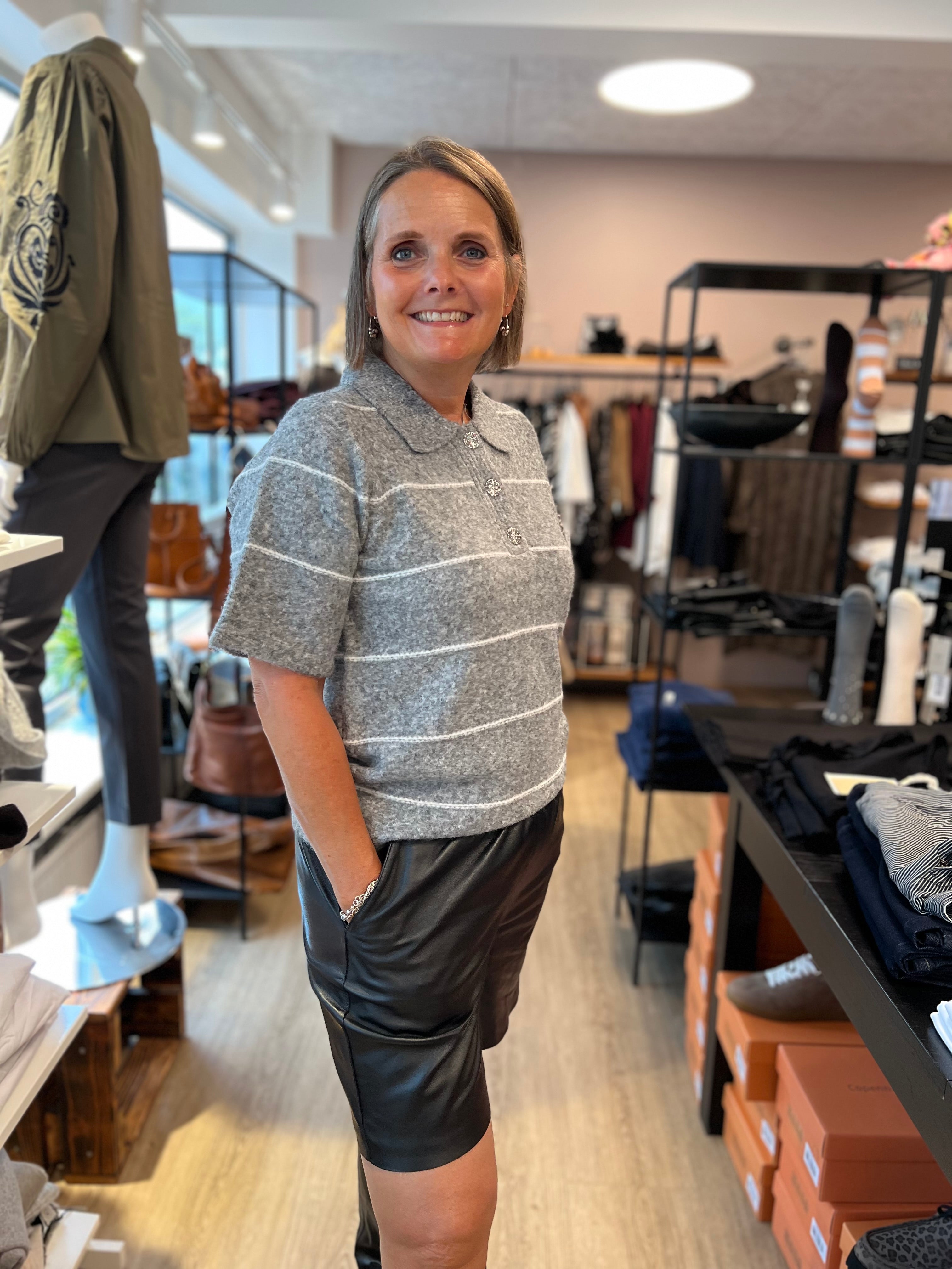 Leather Shorts lambaleður