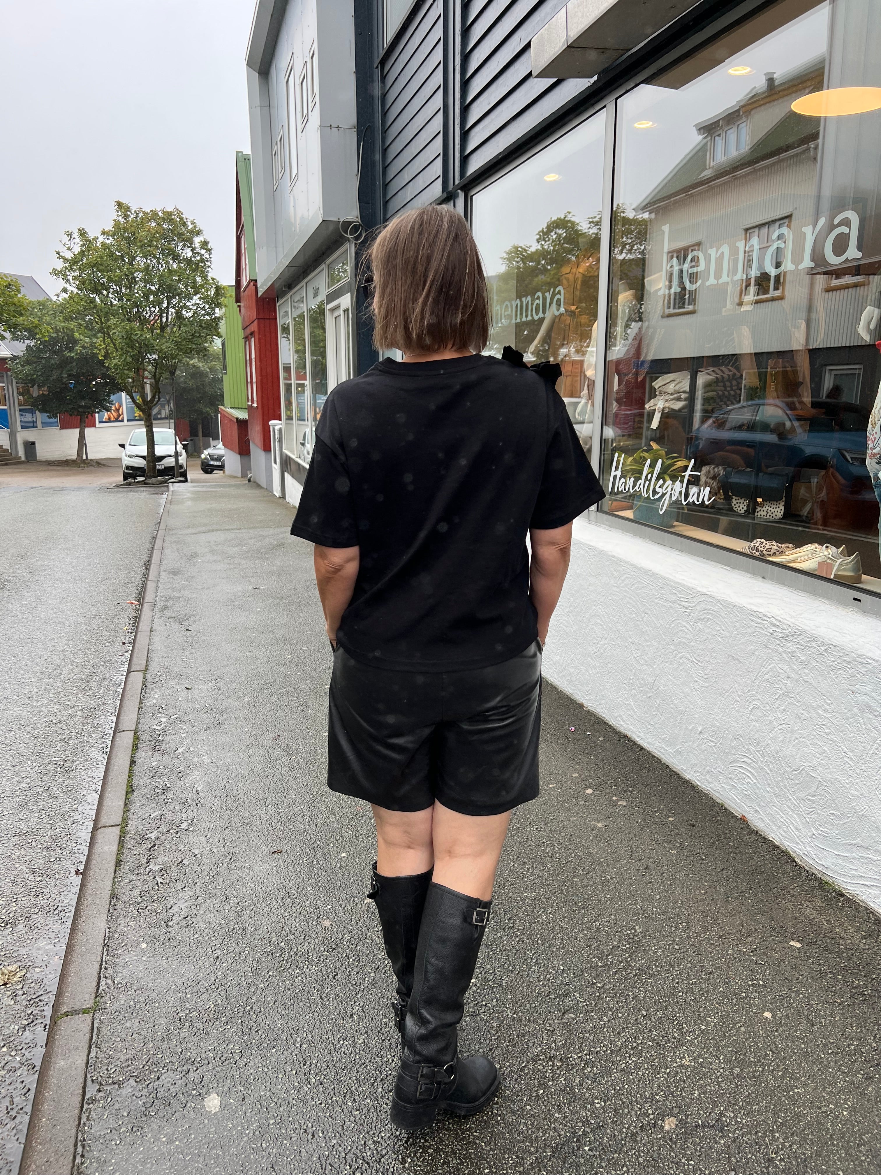 Leather Shorts lambaleður