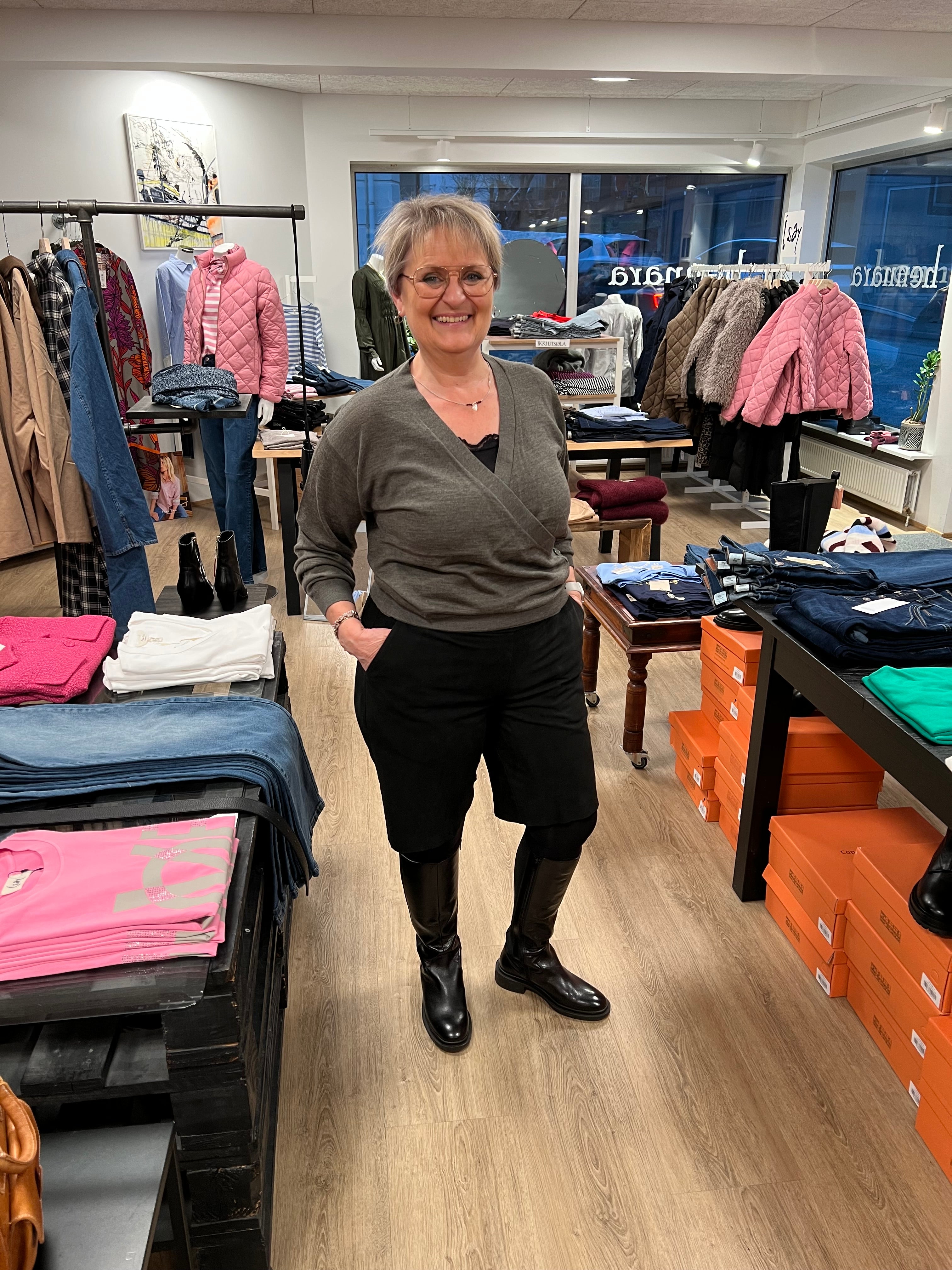 Suede Bermuda Shorts 11426