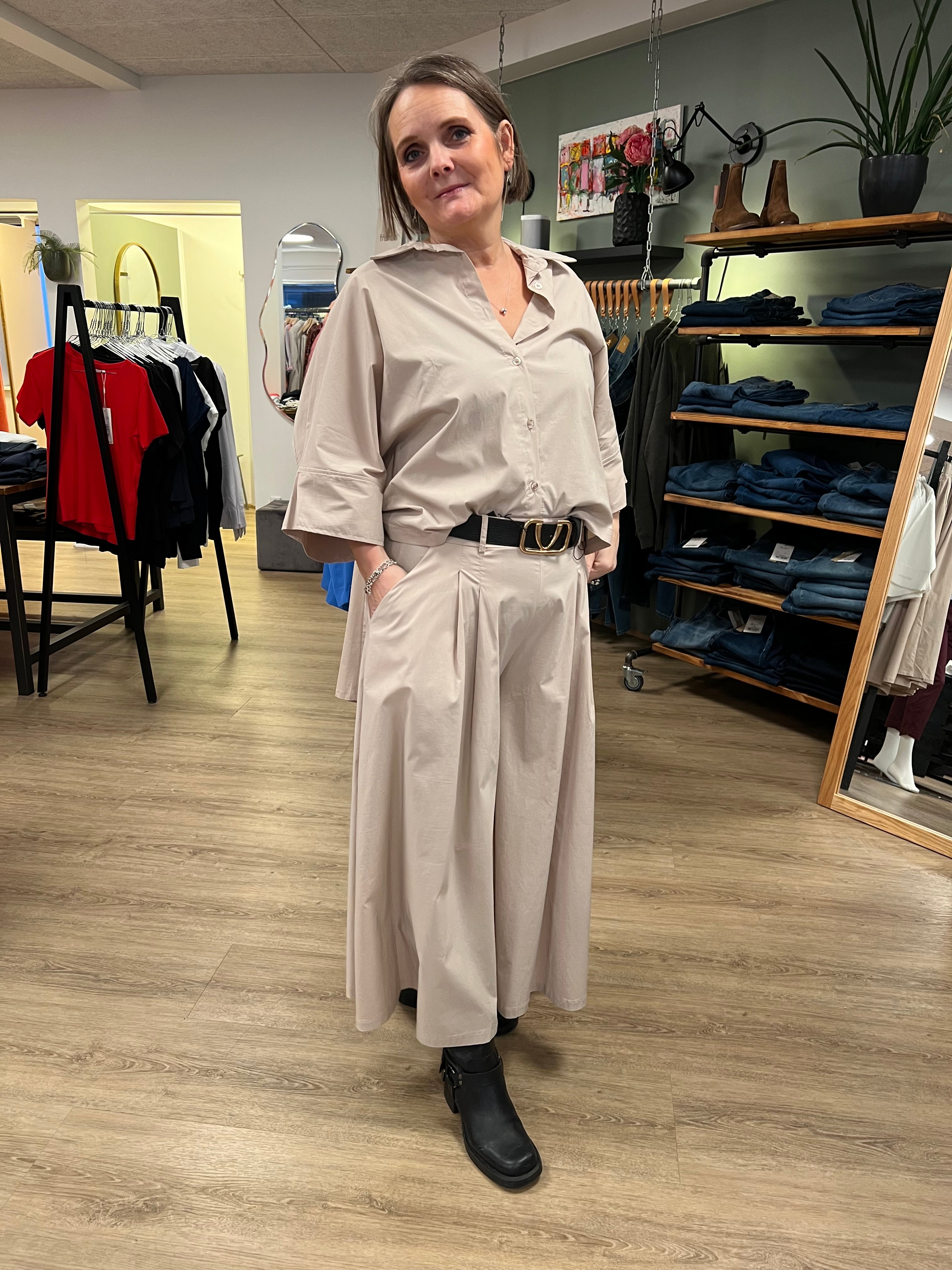 BCDAVINA split skirt