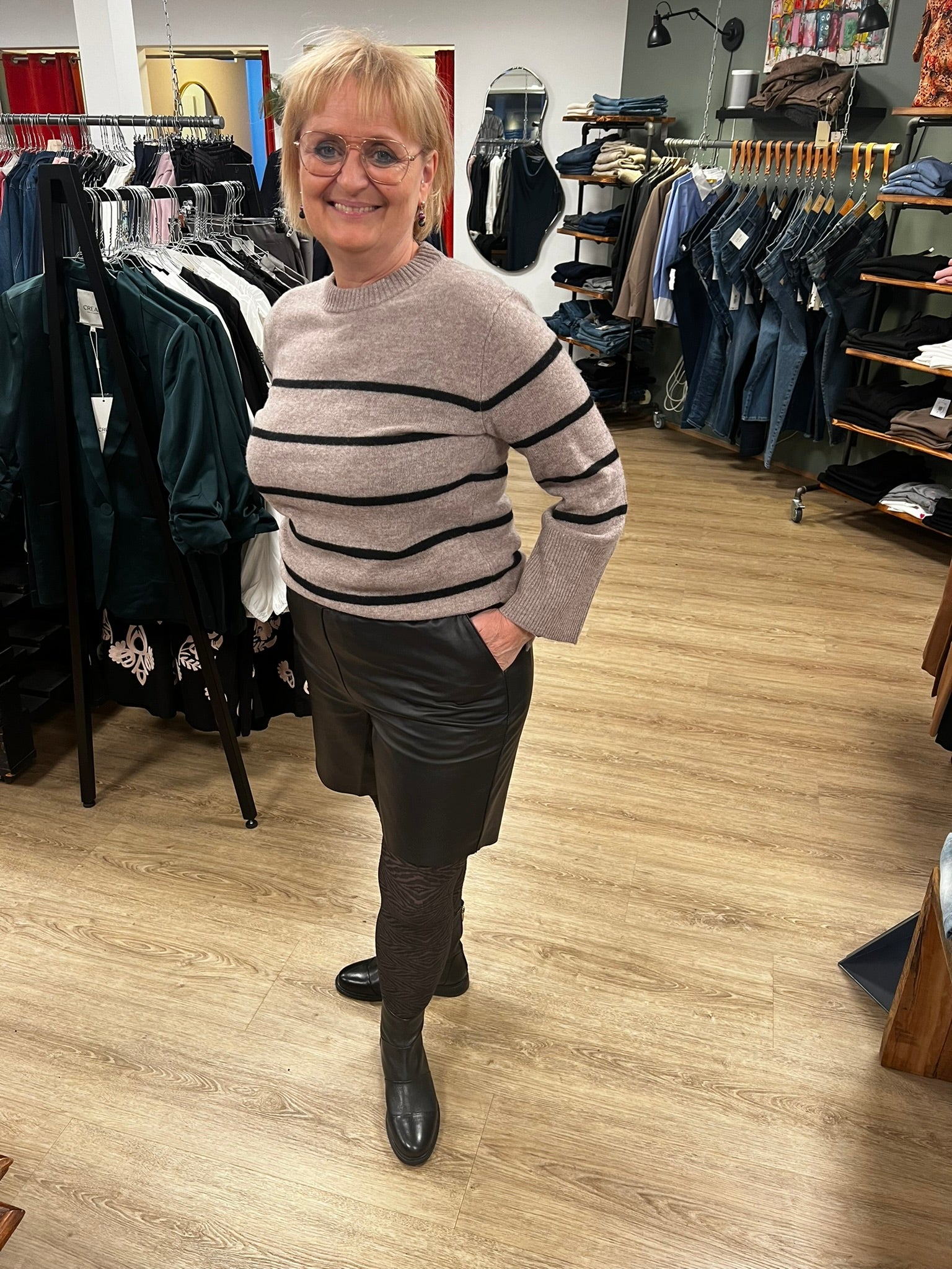 Leather Shorts lambaleður