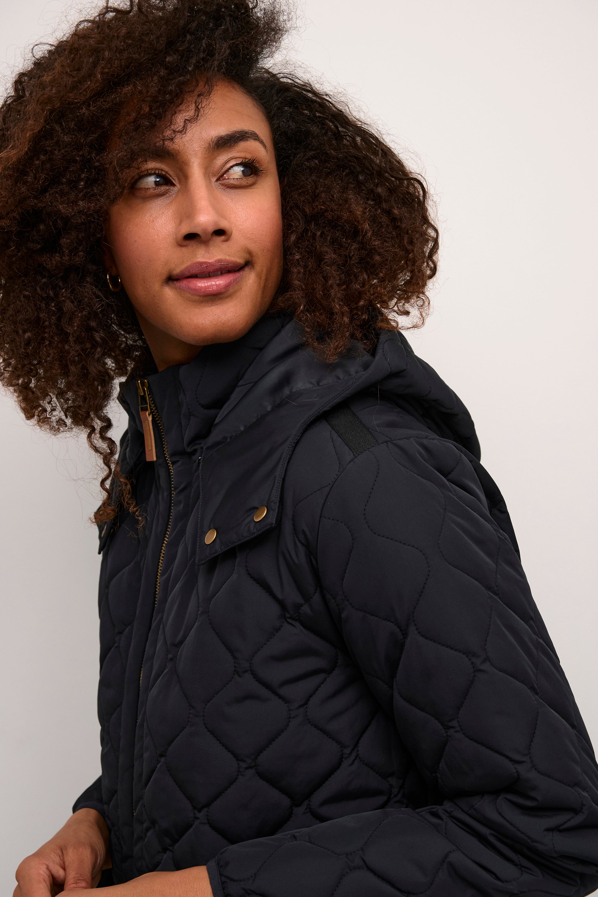 CRArwen Jacket W. Hood