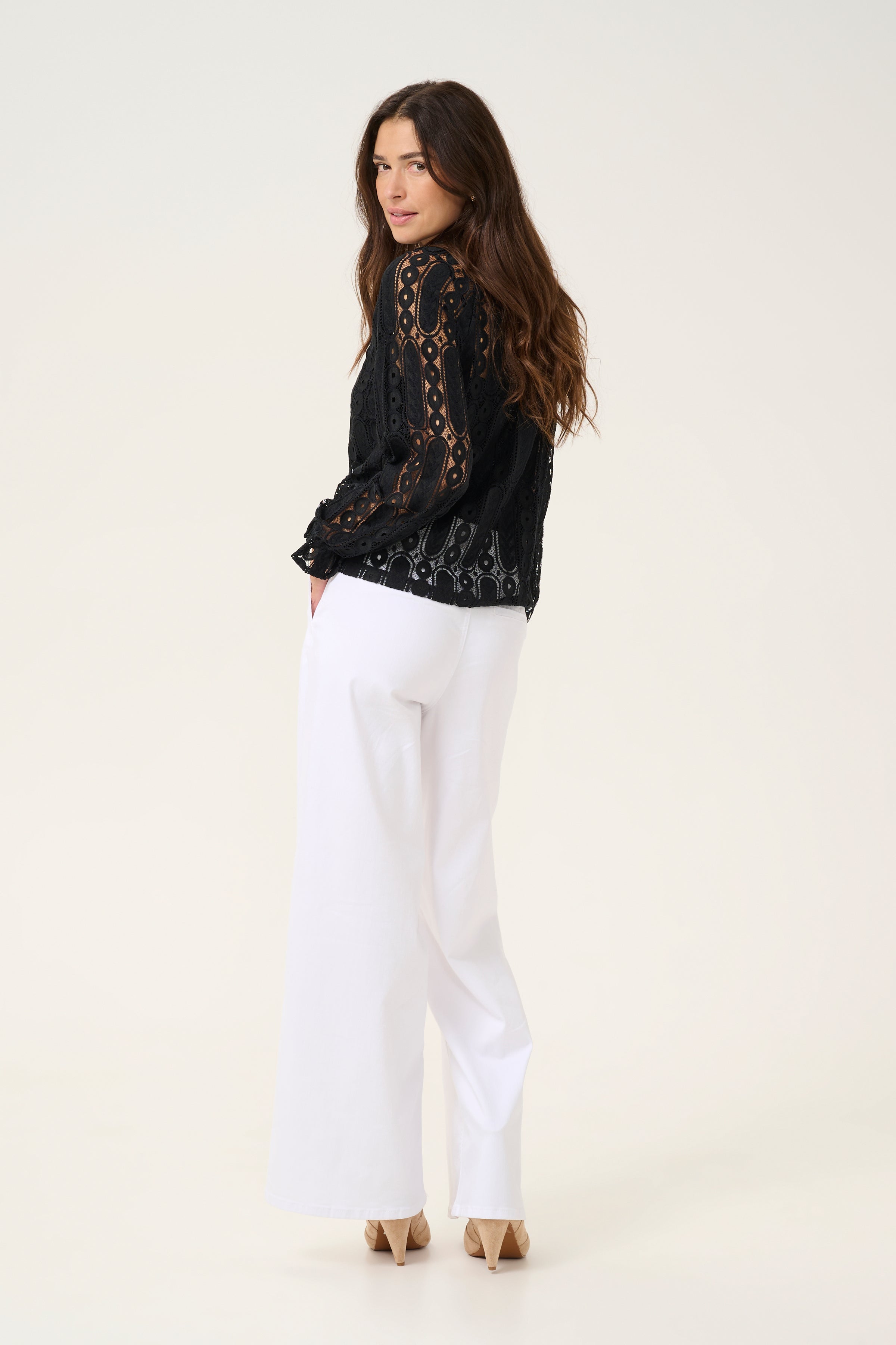 CRTully V-Neck Lace Blouse