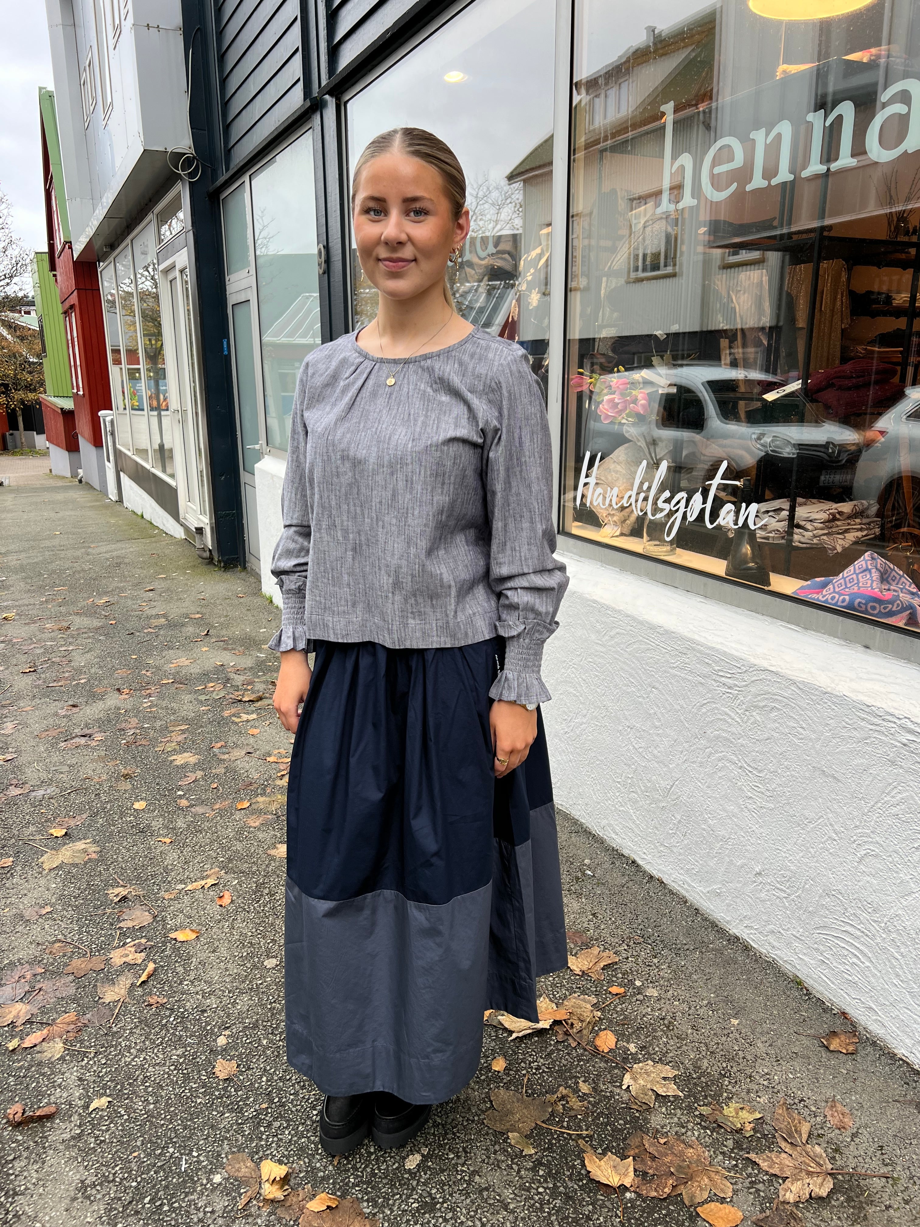 ESCobana Skirt