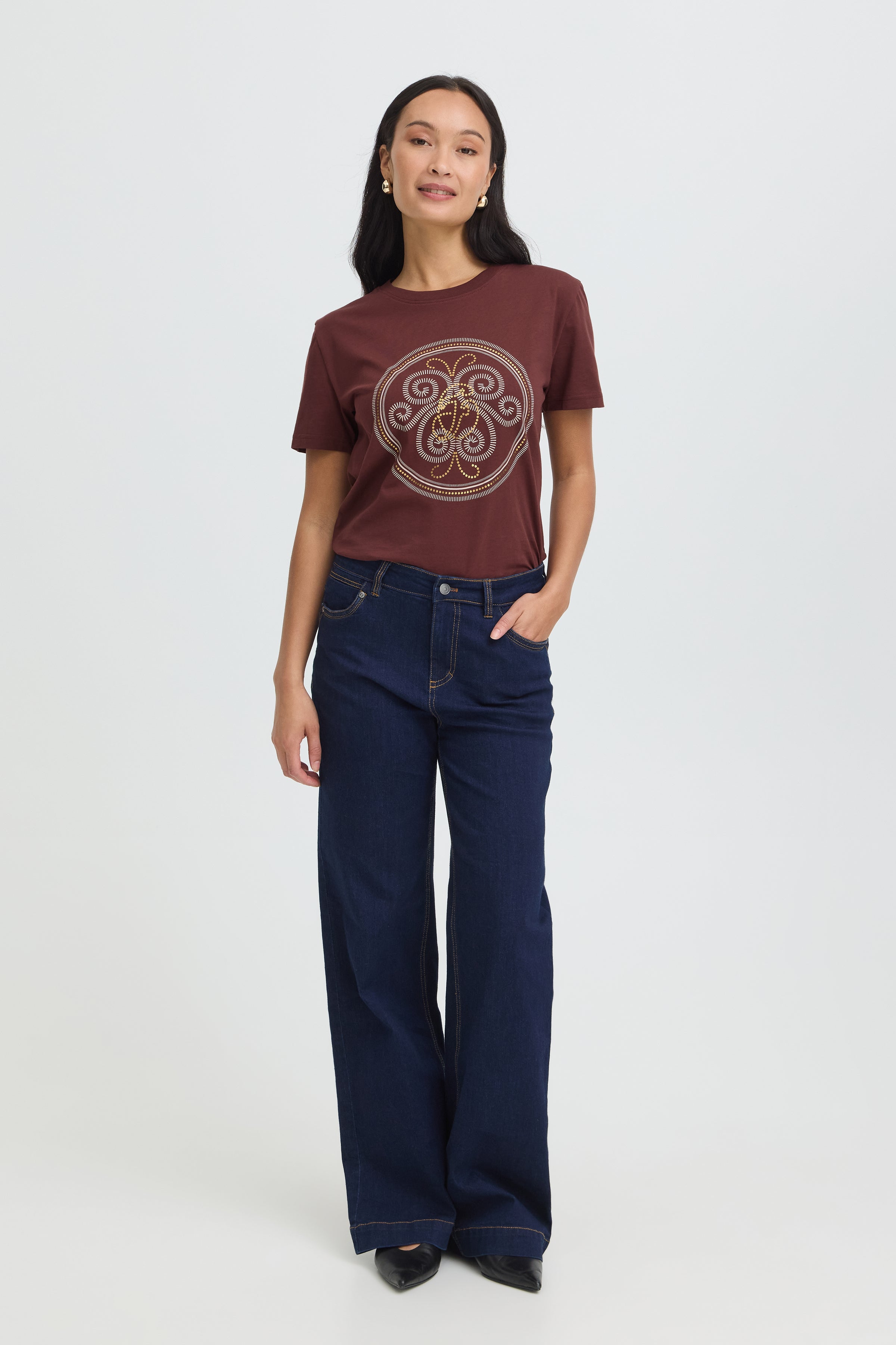 FRZARY TEE