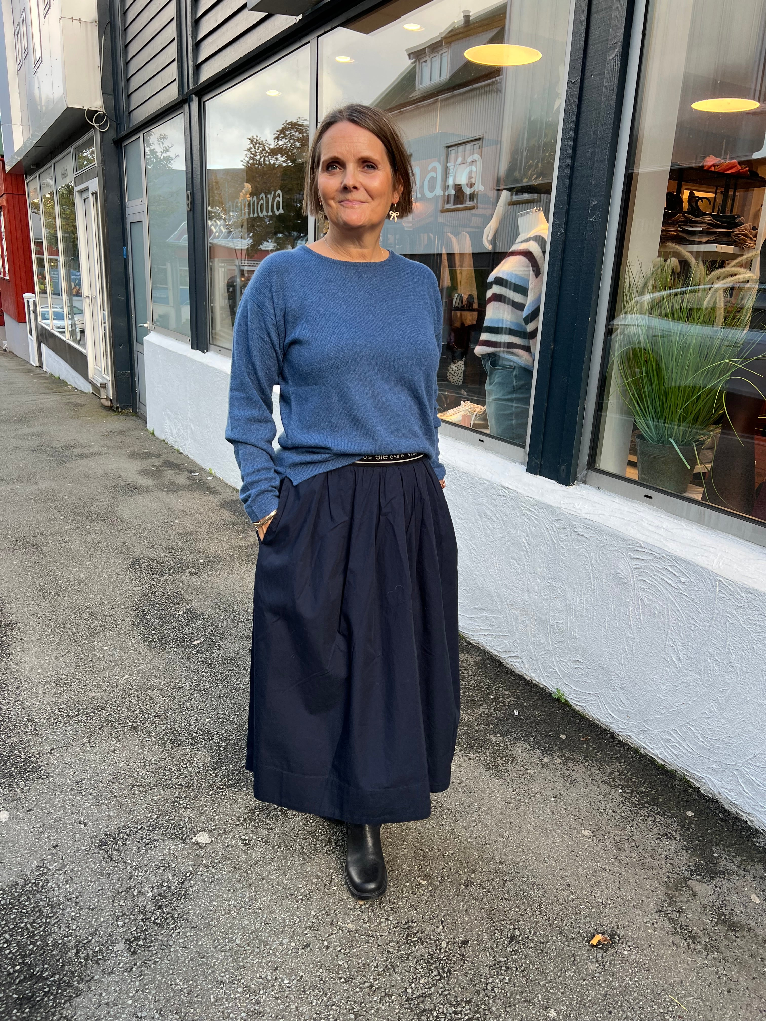 Pure Cashmere Pullover w. Boat Neck
