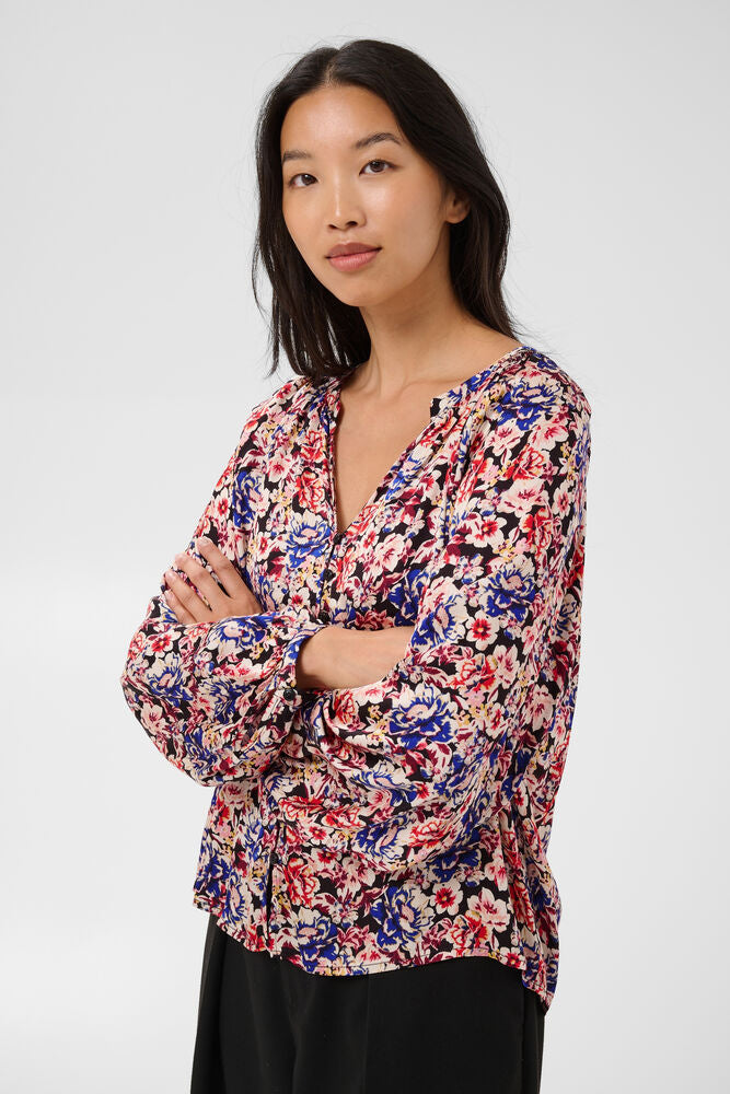 DoaaPW Blouse