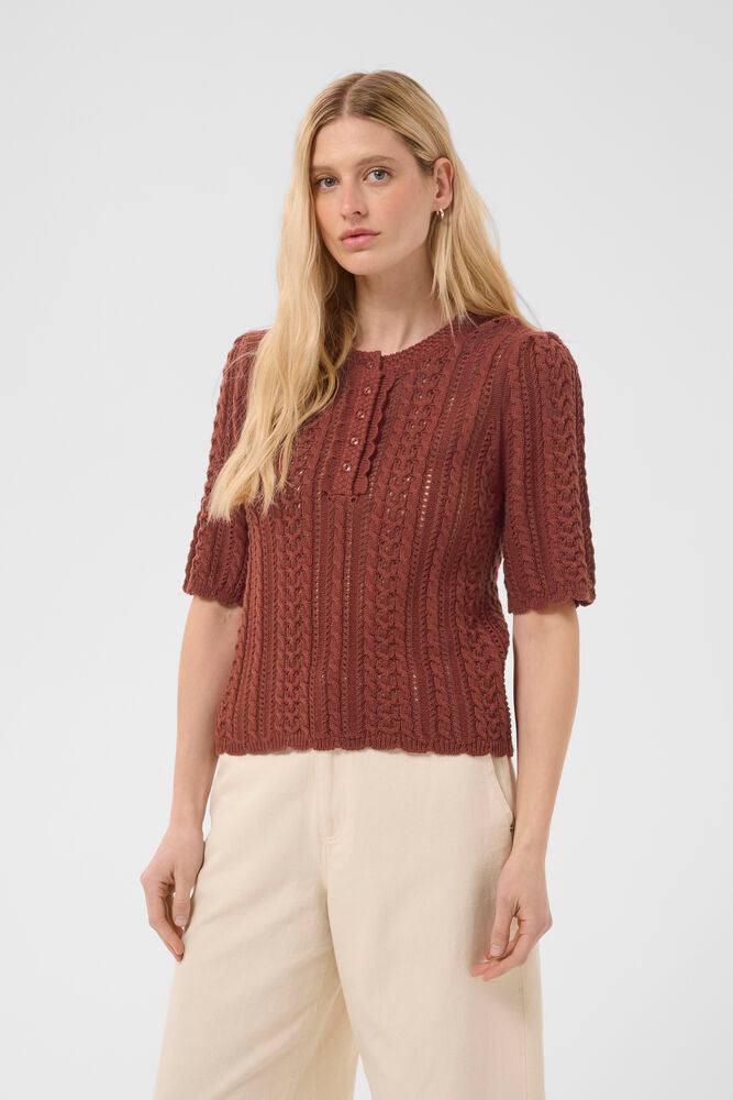 DarnellaPWPullover