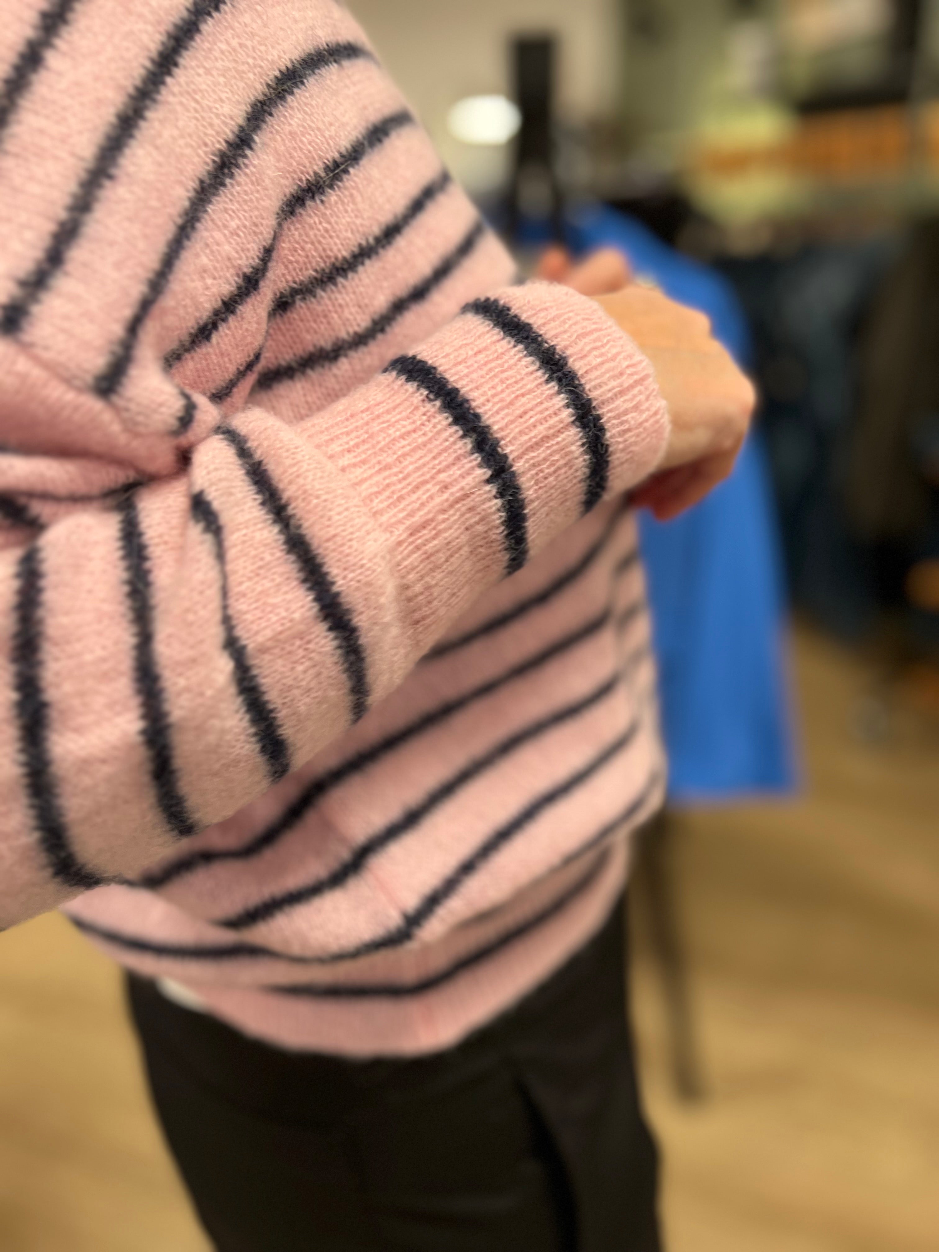 BCDELL STRIPED V-NECK JUMPER