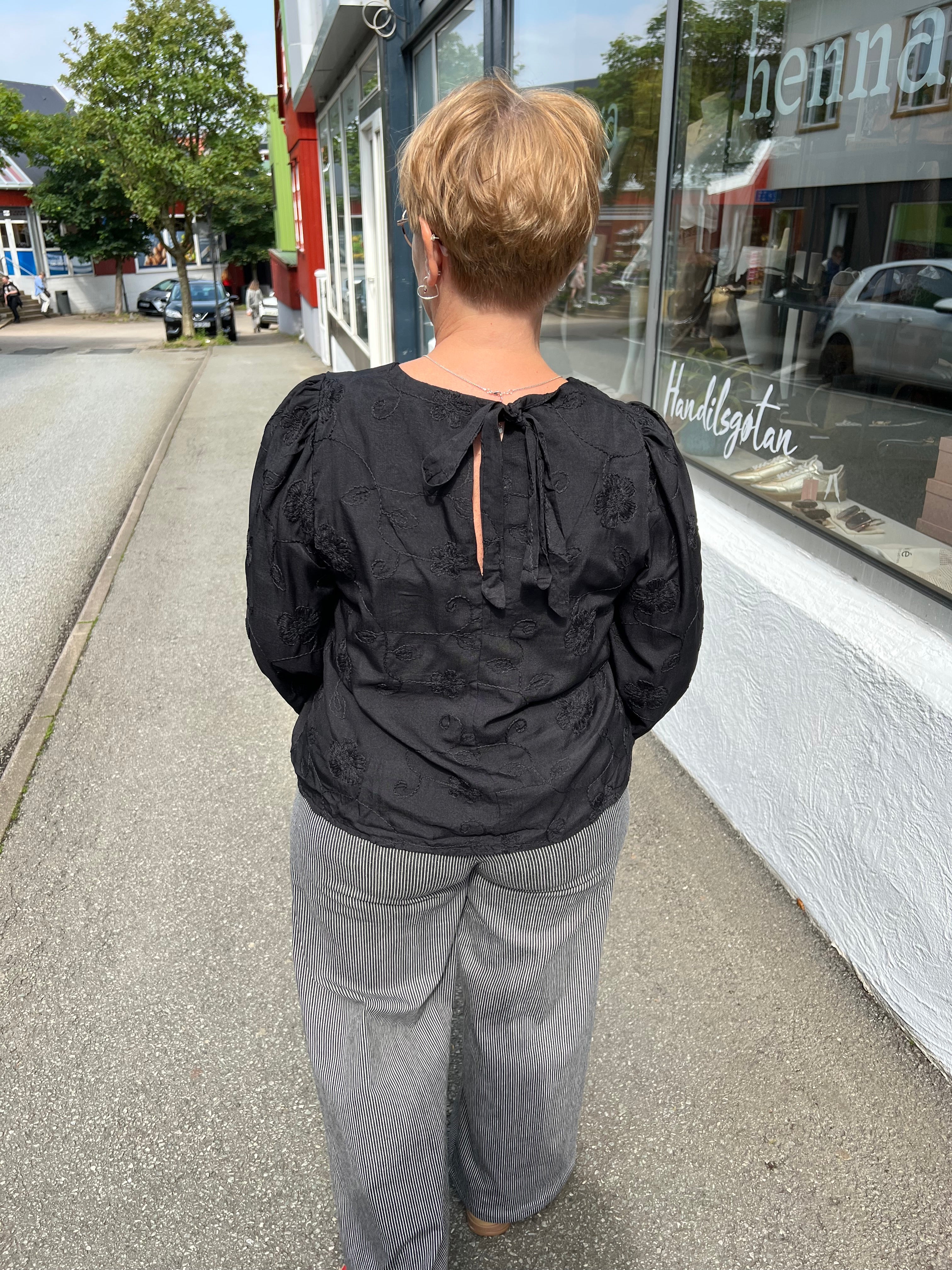 Juna Blouse