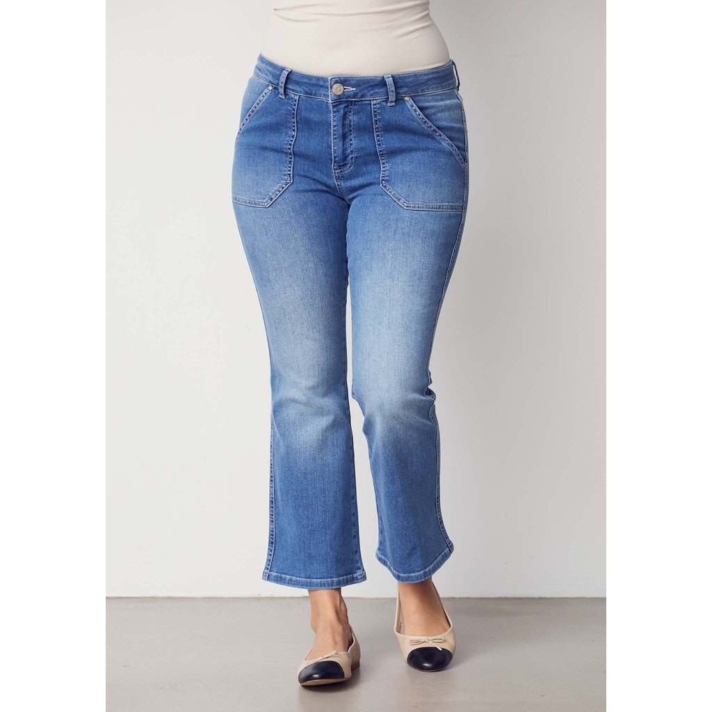 Como Flare Jeans