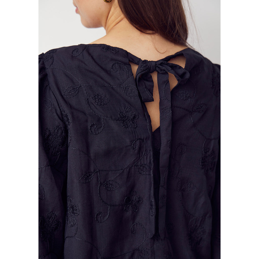 Juna Blouse