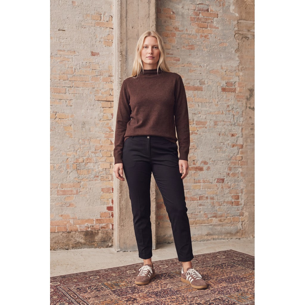 Frigga A-Shape Pullover