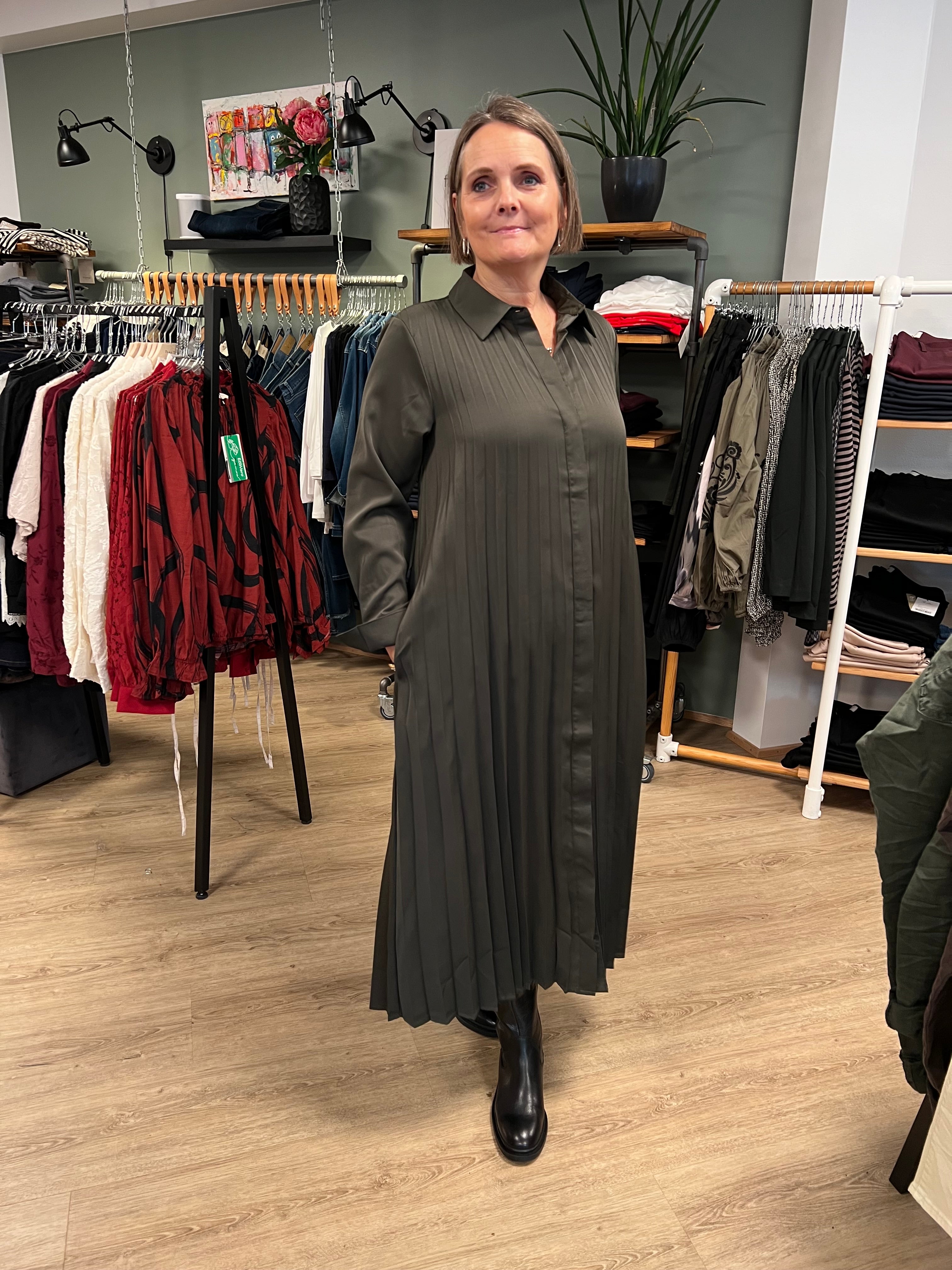 Frida Pleat Dress